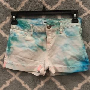 Girls size 10 old navy tie-dyed white jean shorts